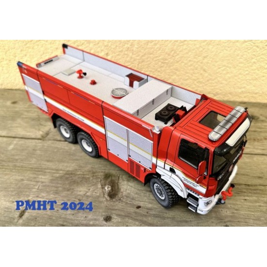 Tatra Phoenix KHA 40 6x6 1:32